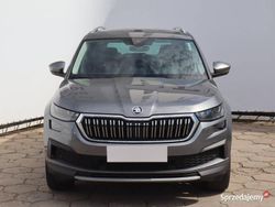 Szary Używany 2022 Skoda Kodiaq SUV | 119 999 zł (Uczciwa cena)