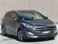 Inny kolor Używany 2016 Hyundai i30 Kombi | 36 900 zł (Uczciwa cena)
