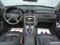 Czarny (metalik) Używany 2003 Mercedes CLK200 Avantgarde Kabriolet | 28 900 zł