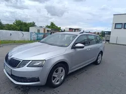 Szary Używany 2019 Skoda Octavia Ambition Kombi | 56 900 zł (Uczciwa cena)