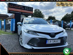 Biały Używany 2020 Toyota Camry Executive Sedan/Limuzyna | 139 000 zł (Dość drogi)