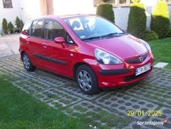 Czerwony Używany 2007 Honda Jazz Hatchback | 6900 zł (Dobra cena)