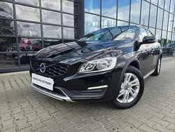 Czarny Używany 2017 Volvo V60 CC Kombi | 74 000 zł