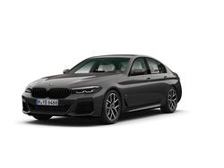 Szary sophisto z brylantowym połyskiem metalizowany Używany 2021 BMW 530 Shadowline Sedan/Limuzyna | 189 900 zł (Drogi)