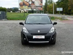 Czarny Używany 2011 Renault Clio II Hatchback | 11 300 zł