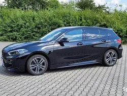 Czarny Używany 2021 BMW 118 M Sport Hatchback | 81 000 zł (Uczciwa cena)