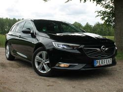 Czarny Używany 2017 Opel Insignia Kombi | 50 999 zł (Dość drogi)