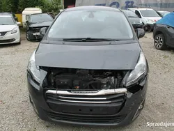 Szary Używany 2016 Peugeot 5008 Minivan | 17 900 zł