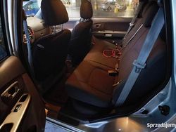 Srebrny Używany 2003 Kia Carens Minivan | 4500 zł