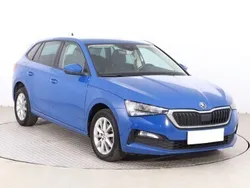 Niebieski Używany 2020 Skoda Scala Hatchback | 55 999 zł (Uczciwa cena)