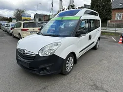 Biały Używany 2016 Opel Combo Minivan | 25 900 zł