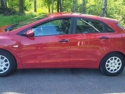Czerwony Używany 2012 Hyundai i30 Hatchback | 26 400 zł (Dobra cena)
