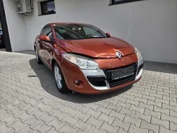 Brązowy Używany 2009 Renault Mégane III Coupe | 9900 zł (Super Cena)