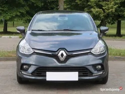 Szary Używany 2020 Renault Clio V Hatchback | 42 999 zł (Uczciwa cena)