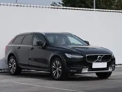 Czarny Używany 2020 Volvo V90 CC Kombi | 109 999 zł (Dość drogi)