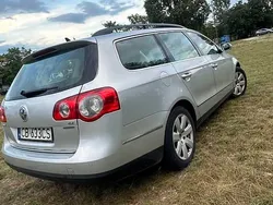 Srebrny Używany 2010 VW Passat Highline Kombi | 16 700 zł (Dobra cena)