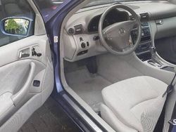 Fioletowy Używany 2002 Mercedes C200 Coupe | 5500 zł (Uczciwa cena)