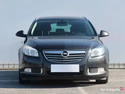Czarny Używany 2010 Opel Insignia Kombi | 13 999 zł (Uczciwa cena)