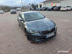 Grafitowy Używany 2017 Skoda Superb Ambition Sedan/Limuzyna | 53 900 zł (Uczciwa cena)