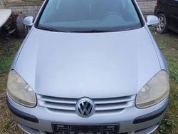Srebrny Używany 2004 VW Golf V | 7000 zł (Uczciwa cena)