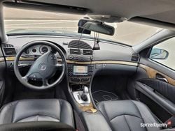 Używany 2003 Mercedes 220 | 18 999 zł
