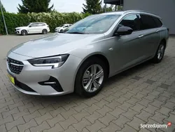 Srebrny (metalik) Używany 2021 Opel Insignia Kombi | 78 900 zł (Dość drogi)