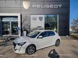 Biały Używany 2020 Peugeot 208 Active Hatchback | 46 900 zł (Uczciwa cena)