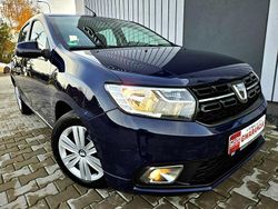 Niebieski ciemny (metalik) Używany 2017 Dacia Sandero Hatchback | 17 999 zł (Uczciwa cena)