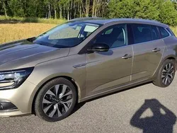 Złoty Używany 2019 Renault Mégane GrandTour LIMITED Kombi | 52 000 zł (Dobra cena)