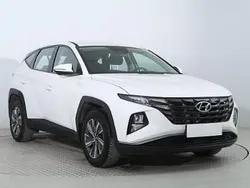 Biały Używany 2024 Hyundai Tucson SUV | 104 999 zł (Uczciwa cena)