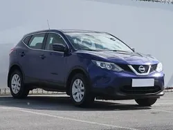 Fioletowy Używany 2016 Nissan Qashqai SUV | 39 999 zł (Dobra cena)