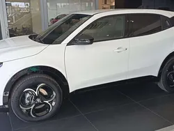 Lakier metalizowany szary arese / czarny dach Nowe 2025 Alfa Romeo Junior Edizione Speciale SUV | 137 351 zł