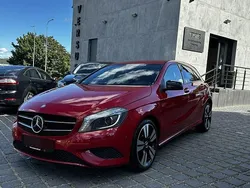 Czerwony (metalik) Używany 2012 Mercedes A200 Hatchback | 48 000 zł