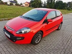Czerwony Używany 2010 Fiat Punto Evo Hatchback | 19 900 zł