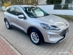 Srebrny Używany 2020 Ford Kuga Titanium SUV | 61 900 zł (Uczciwa cena)