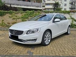 Biały Używany 2018 Volvo S60 Inscription Sedan/Limuzyna | 64 000 zł