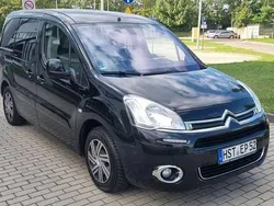 Czarny Używany 2012 Citroën Berlingo Minivan | 17 900 zł (Dobra cena)