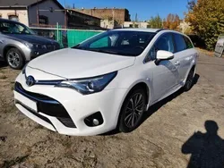 Biały Używany 2017 Toyota Avensis Kombi | 69 900 zł (Drogi)