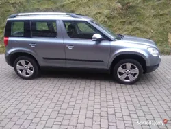 Zielony Używany 2009 Skoda Yeti SUV | 23 500 zł