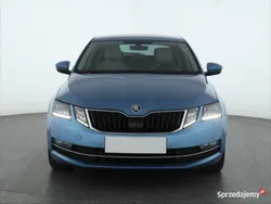 Niebieski Używany 2019 Skoda Octavia Hatchback | 59 999 zł (Uczciwa cena)