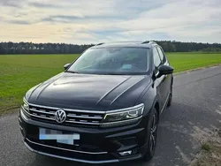 Czarny Używany 2019 VW Tiguan SUV | 99 700 zł (Dość drogi)