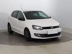 Biały Używany 2012 VW Polo Hatchback | 17 999 zł (Uczciwa cena)