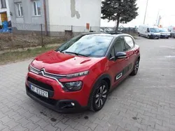 Czerwony Używany 2024 Citroën C3 PureTech Hatchback | 62 900 zł (Uczciwa cena)