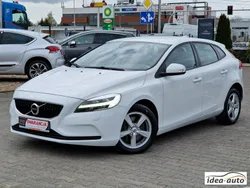 Biały Używany 2017 Volvo V40 Business Edition Kombi | 49 900 zł (Uczciwa cena)
