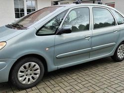 Niebieski Używany 2002 Citroën Xsara Picasso Minivan | 2350 zł (Uczciwa cena)