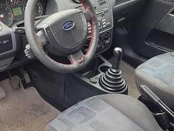 Czarny Używany 2006 Ford Fiesta Hatchback | 3500 zł (Uczciwa cena)