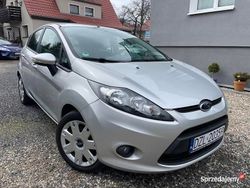 Srebrny Używany 2009 Ford Fiesta Hatchback | 16 900 zł (Uczciwa cena)