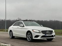 Biały Używany 2020 Mercedes C300 Sedan/Limuzyna | 125 000 zł (Uczciwa cena)
