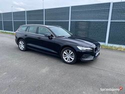 Używany 2020 Volvo V60 Momentum Kombi | 147 500 zł