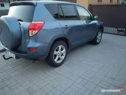 Niebieski Używany 2007 Toyota RAV4 SUV | 17 000 zł (Dobra cena)